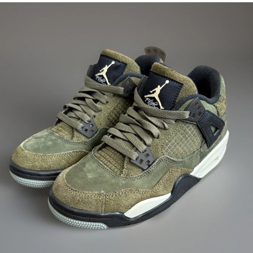 Nike Air Jordan 4 Retro Special Edition Craft Medium Olive Size 6Y Sneakers